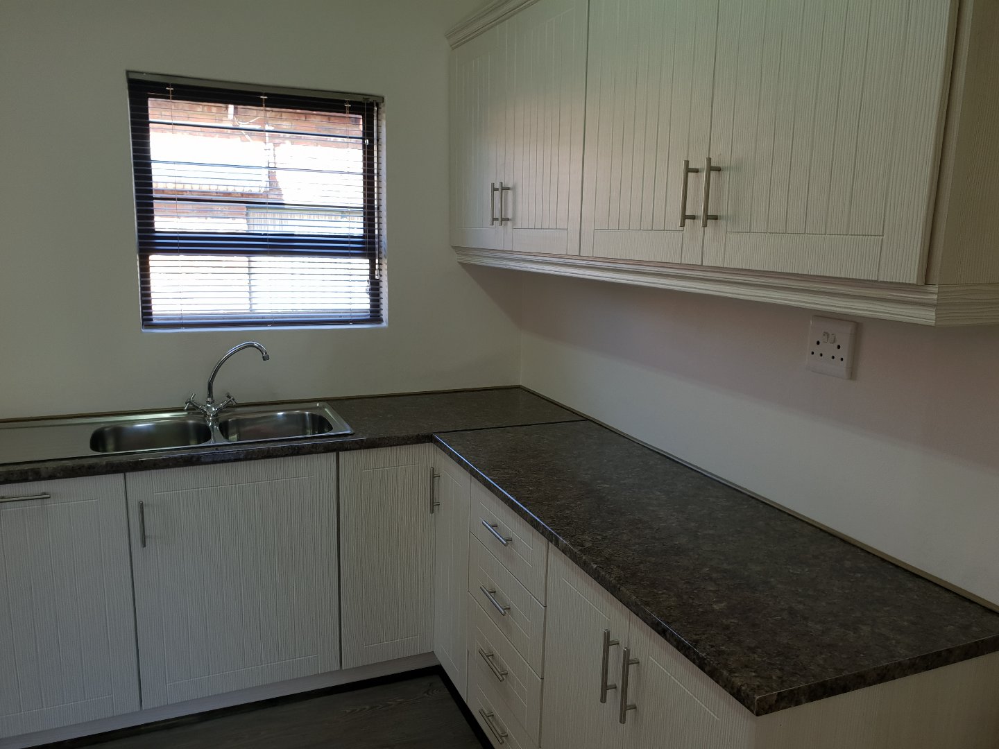 To Let commercial Property for Rent in Hospitaalheuwel Free State